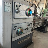 大连第二机床厂CW6180C×3000重型卧式车床