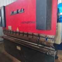 沪东重工WD67Y‑63T/2600液压折弯机